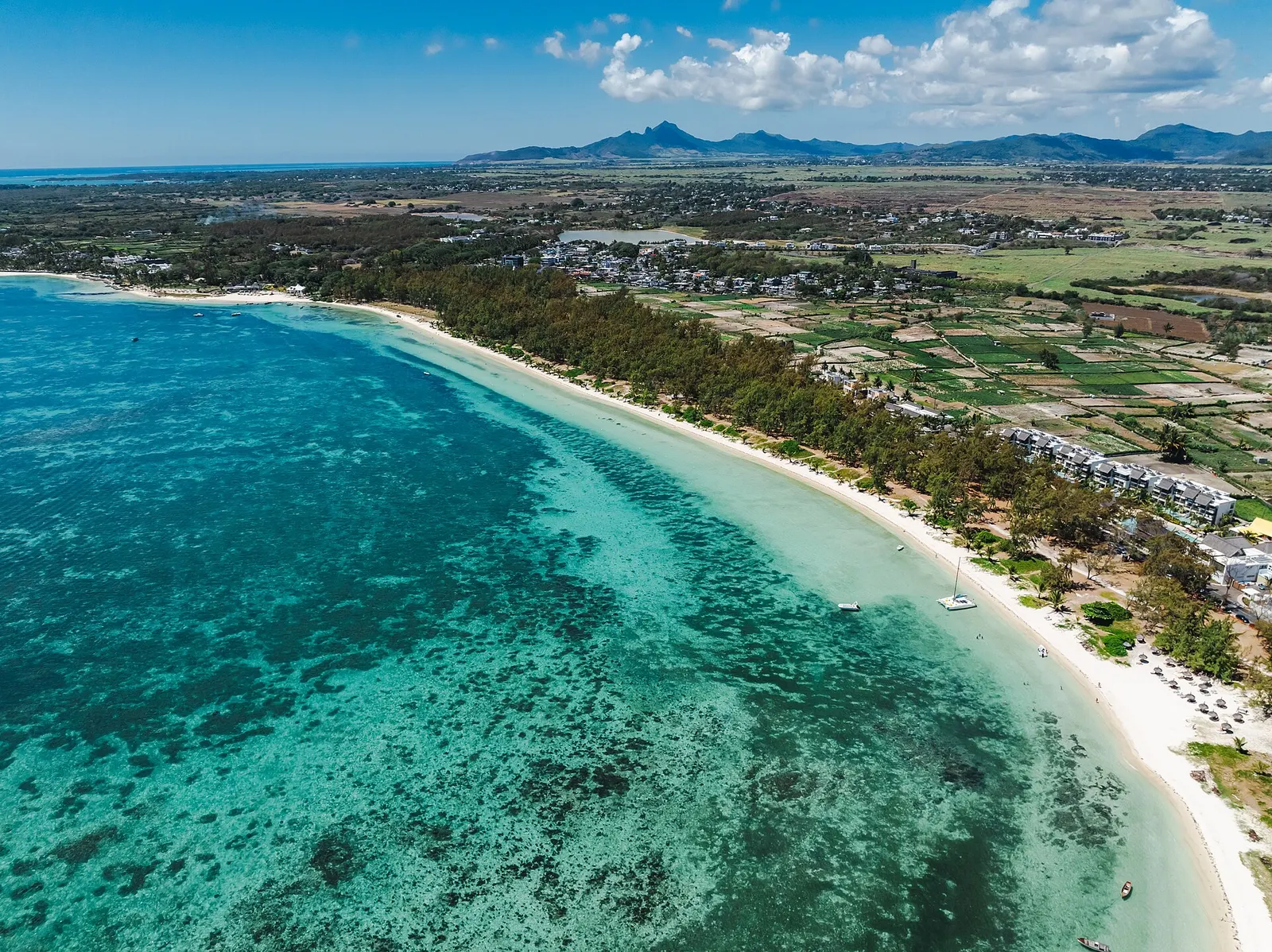 Belle Mare beach