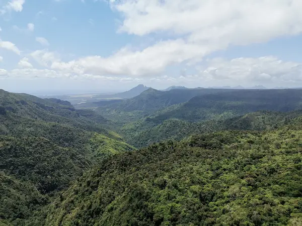 Black River Peak (Piton de la Petite Rivière Noire)