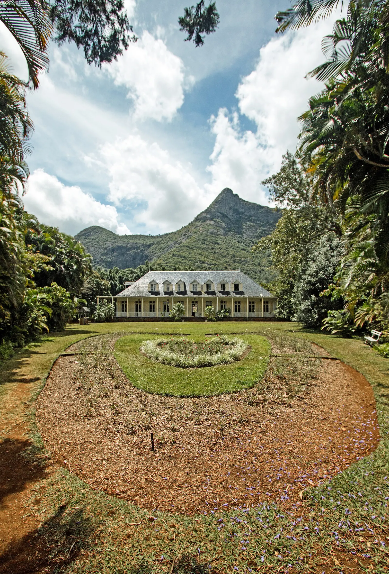 Eureka colonial house (Moka)