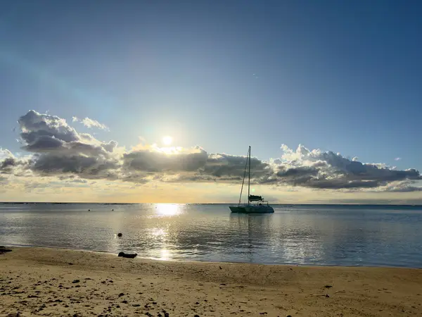 Mont Choisy beach