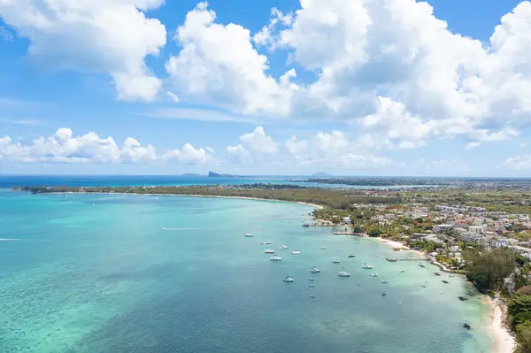 Beach walk: Trou aux Biches → Mont Choisy